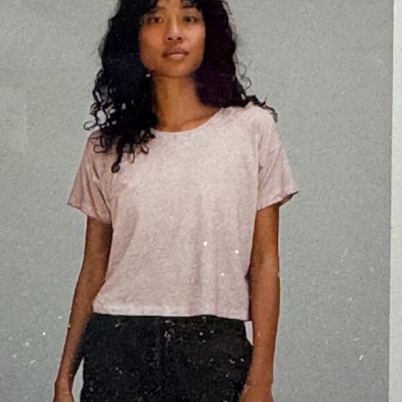 lululemon Cates Tee - Picture 1 of 4